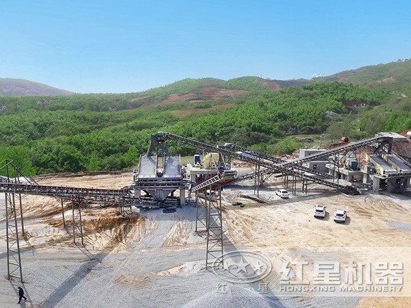 鵝卵石制砂/沙生產(chǎn)線現(xiàn)場3 鵝卵石制砂/沙生產(chǎn)線現(xiàn)場3