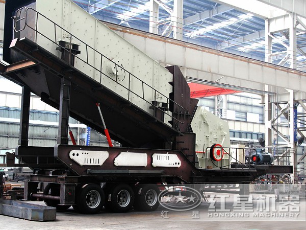 風(fēng)化巖移動制砂設(shè)備:配反擊式破碎機(jī) 風(fēng)化巖移動制砂設(shè)備:配反擊式破碎機(jī)