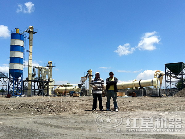 石英砂烘干機(jī)環(huán)保作業(yè)現(xiàn)場,引國外用戶點(diǎn)贊 石英砂烘干機(jī)環(huán)保作業(yè)現(xiàn)場,引國外用戶點(diǎn)贊