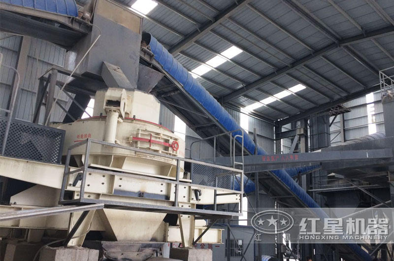 浙江建筑用砂制砂機(jī)石灰石生產(chǎn)現(xiàn)場(chǎng) 浙江建筑用砂制砂機(jī)石灰石生產(chǎn)現(xiàn)場(chǎng)