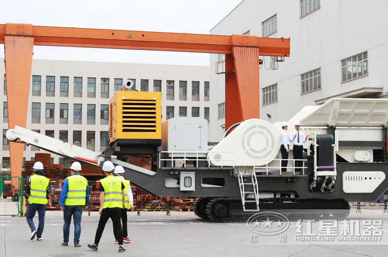 客戶到場,準(zhǔn)備咨詢 客戶到場,準(zhǔn)備咨詢