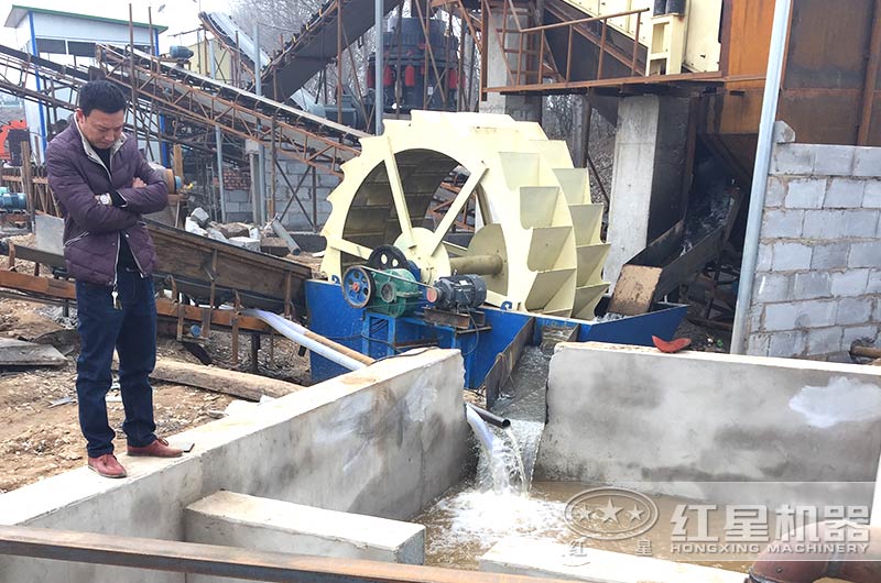 水洗砂機(jī)械設(shè)備作業(yè)現(xiàn)場(chǎng)圖片 水洗砂機(jī)械設(shè)備作業(yè)現(xiàn)場(chǎng)圖片