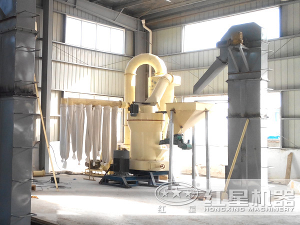 重晶石磨粉機工作現場圖 重晶石磨粉機工作現場圖
