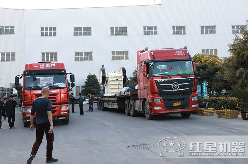 時產(chǎn)200噸河卵石制砂生產(chǎn)線設備發(fā)貨 時產(chǎn)200噸河卵石制砂生產(chǎn)線設備發(fā)貨