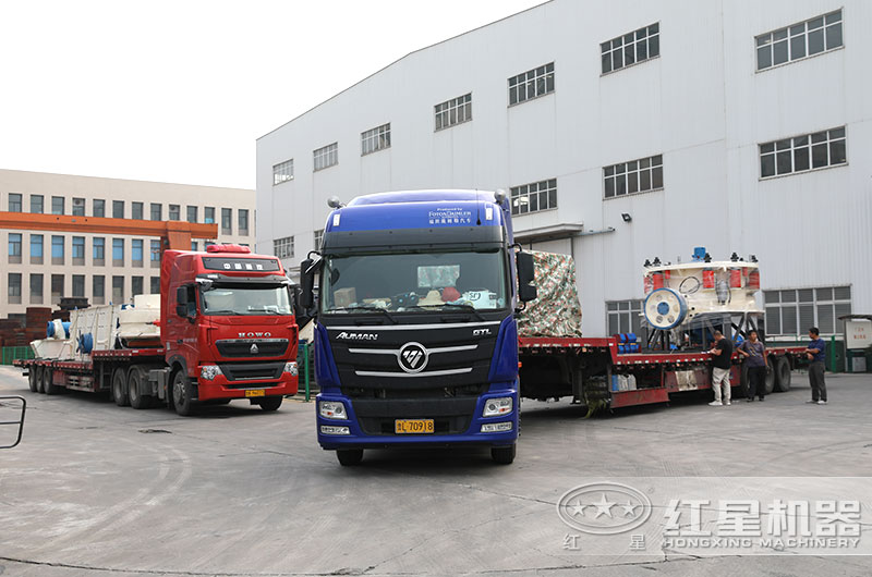 hp500圓錐破碎機(jī)設(shè)備發(fā)往客戶現(xiàn)場(chǎng)