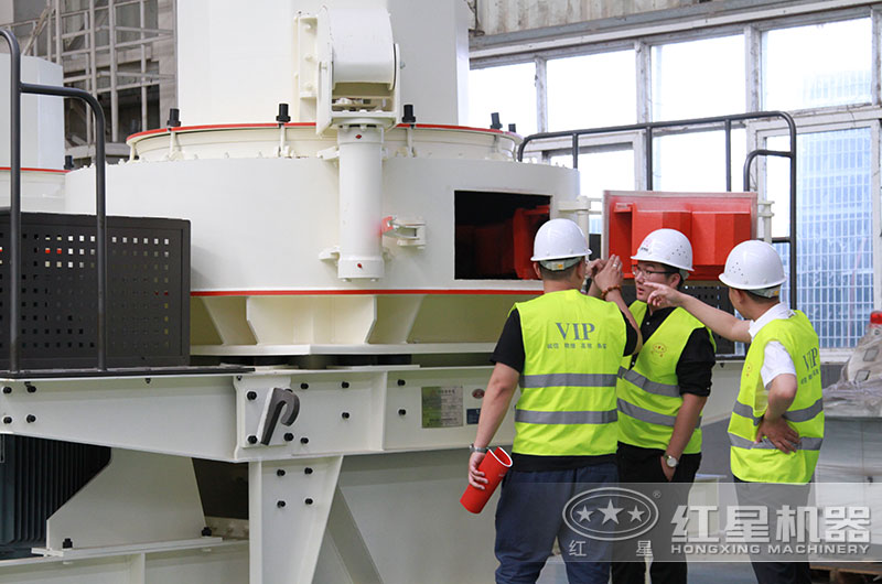 客戶到設(shè)備生產(chǎn)車間考察 客戶到設(shè)備生產(chǎn)車間考察