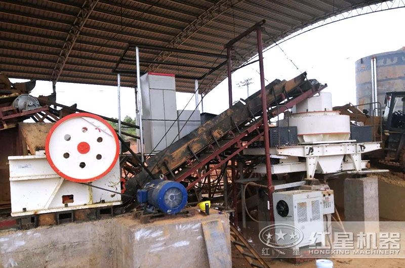 成套砂石破碎機作業現場 成套砂石破碎機作業現場