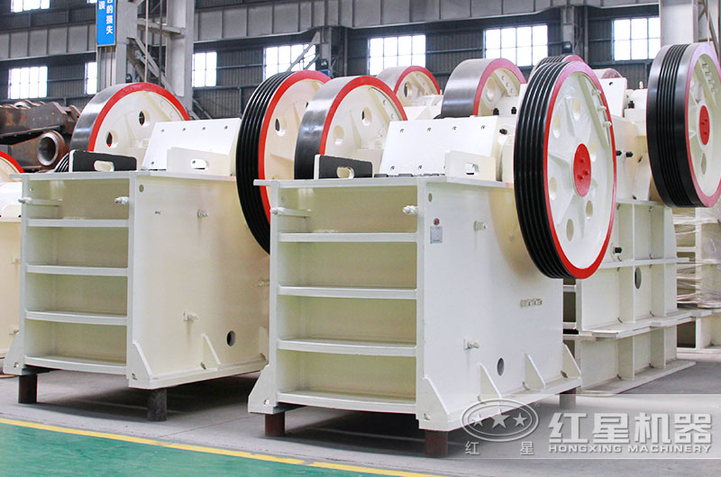 PE-1000×1200顎式破碎機(jī)圖片 PE-1000×1200顎式破碎機(jī)圖片