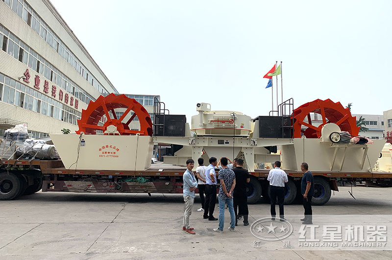 時產200噸大中型洗砂機設備發貨 時產200噸大中型洗砂機設備發貨