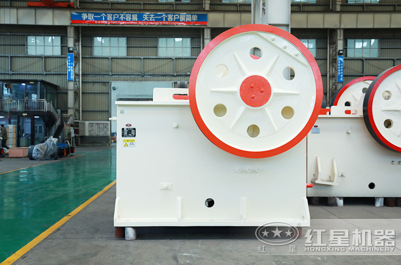 鄂式破碎機(jī) 鄂式破碎機(jī)