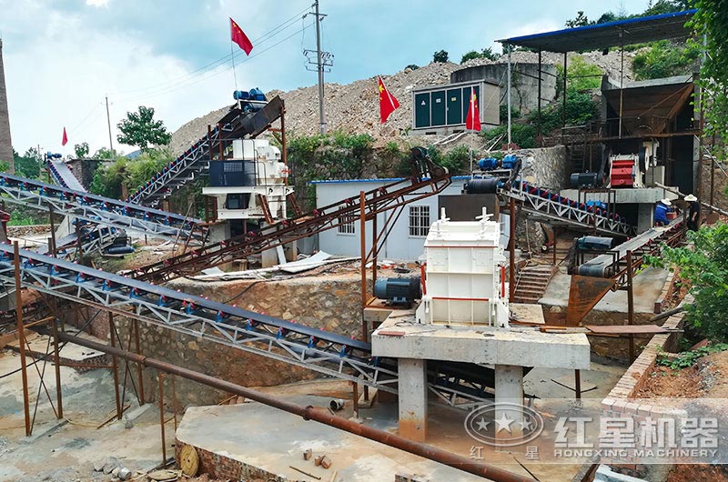 顎破+反擊破+制砂機(jī)生產(chǎn)現(xiàn)場(chǎng)圖片