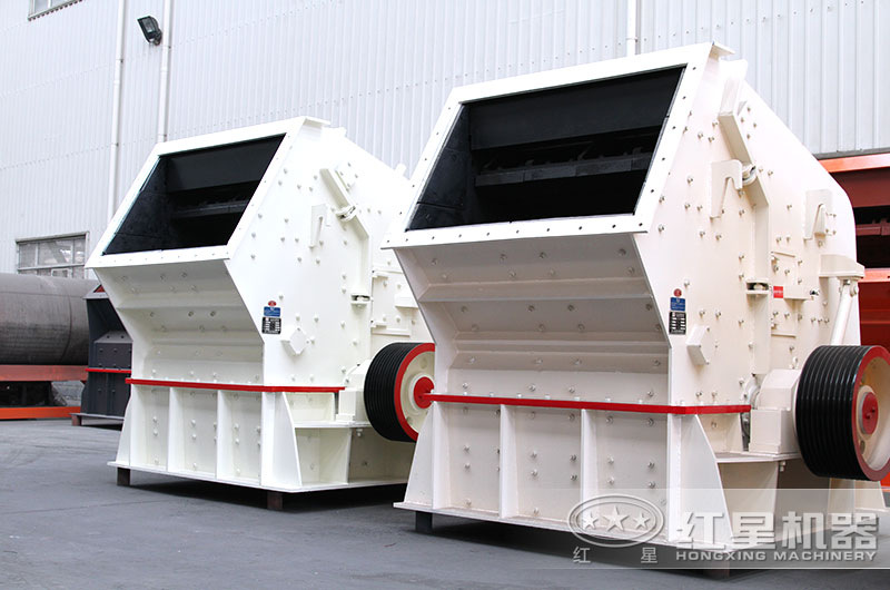 中段破碎_(kāi)反擊式破碎機(jī) 中段破碎_(kāi)反擊式破碎機(jī)