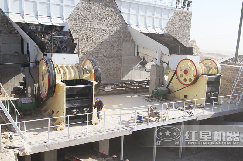 礦物破碎現場 礦物破碎現場