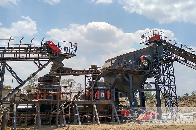 液壓圓錐破碎機(jī)客戶現(xiàn)場 液壓圓錐破碎機(jī)客戶現(xiàn)場