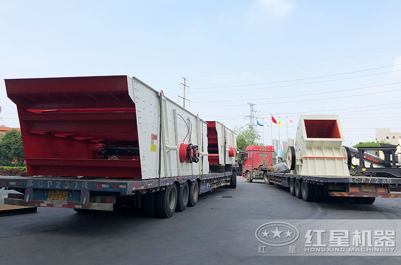 大口徑重錘破碎機陸續發往各地 大口徑重錘破碎機陸續發往各地