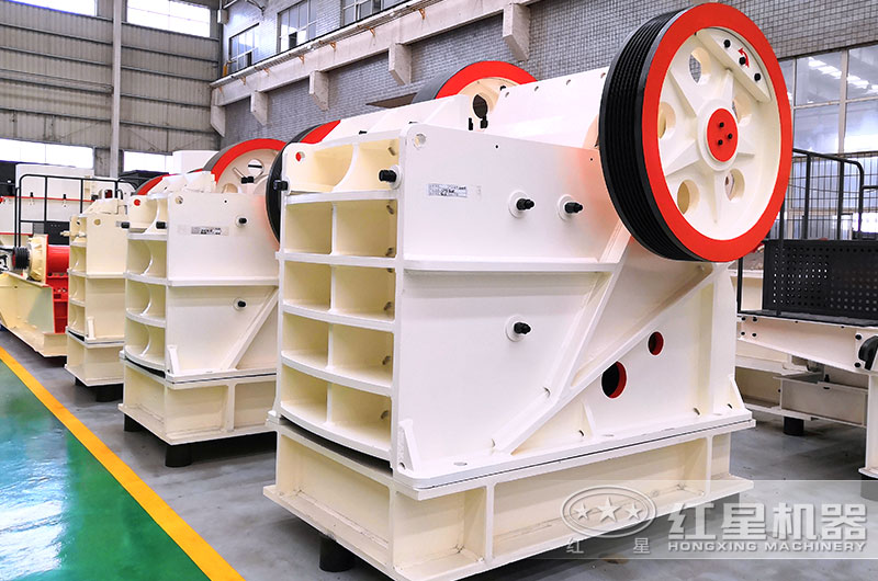 碳化硅顎式破碎機(jī)圖片 碳化硅顎式破碎機(jī)圖片