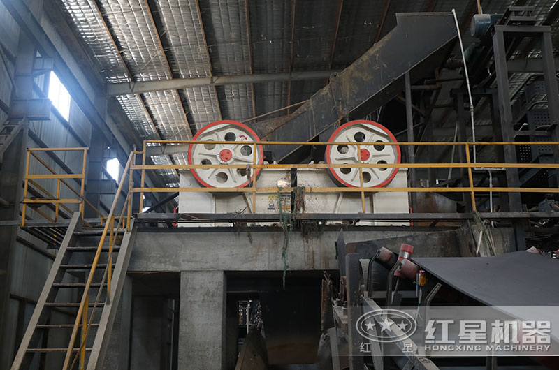 細鄂破機作業現場 細鄂破機作業現場