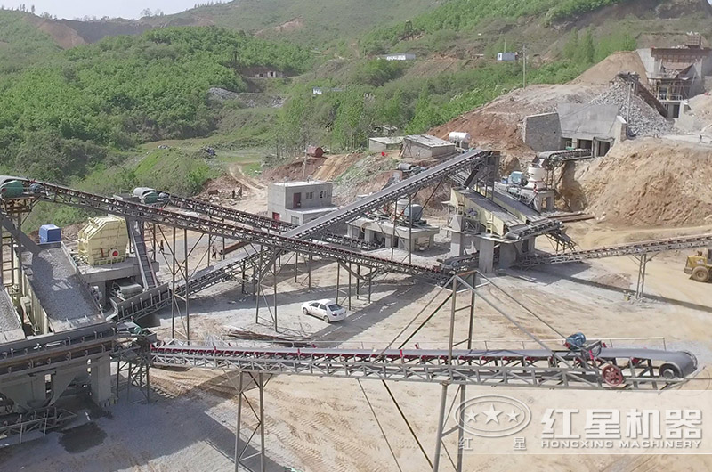 福建花崗巖破碎現(xiàn)場 福建花崗巖破碎現(xiàn)場